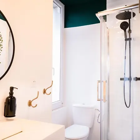 L'emeraude ~ Elegant ~ Arrivee Autonome アパート *